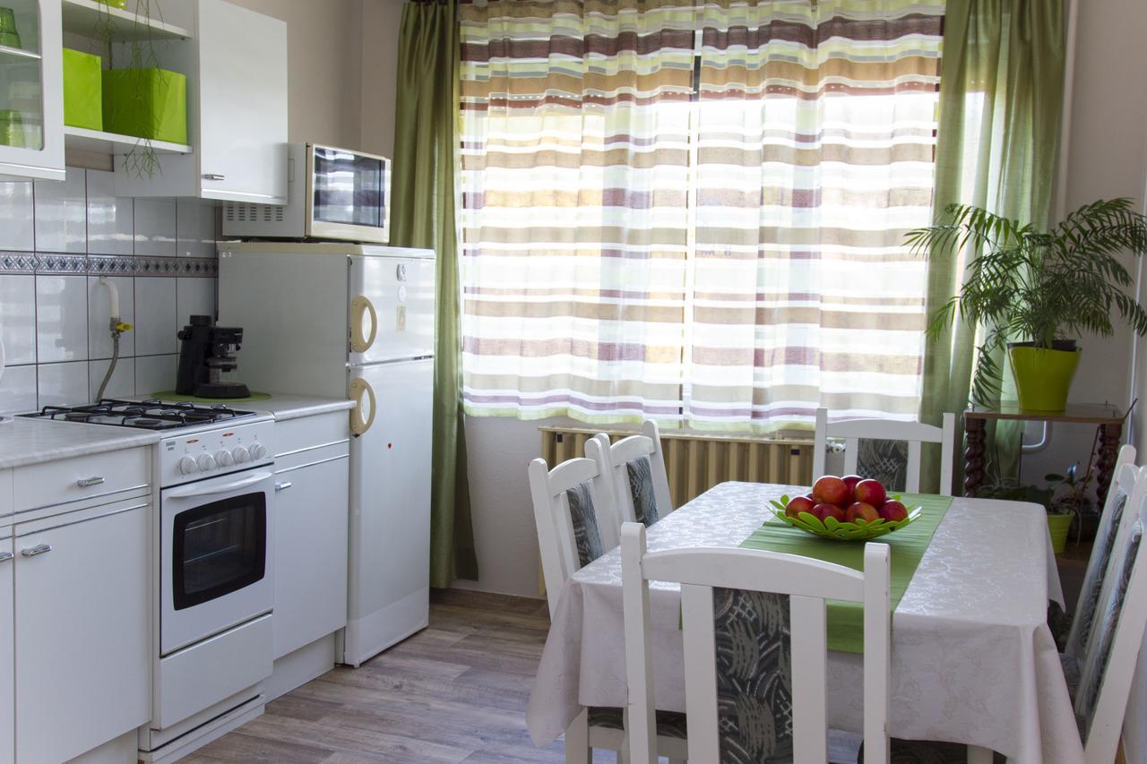 Gabi Apartman Gyenesdiás Exteriér fotografie